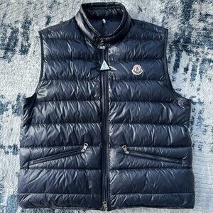 Moncler Gui Nylon Down Size 5/XL Men's Dark Navy Vest